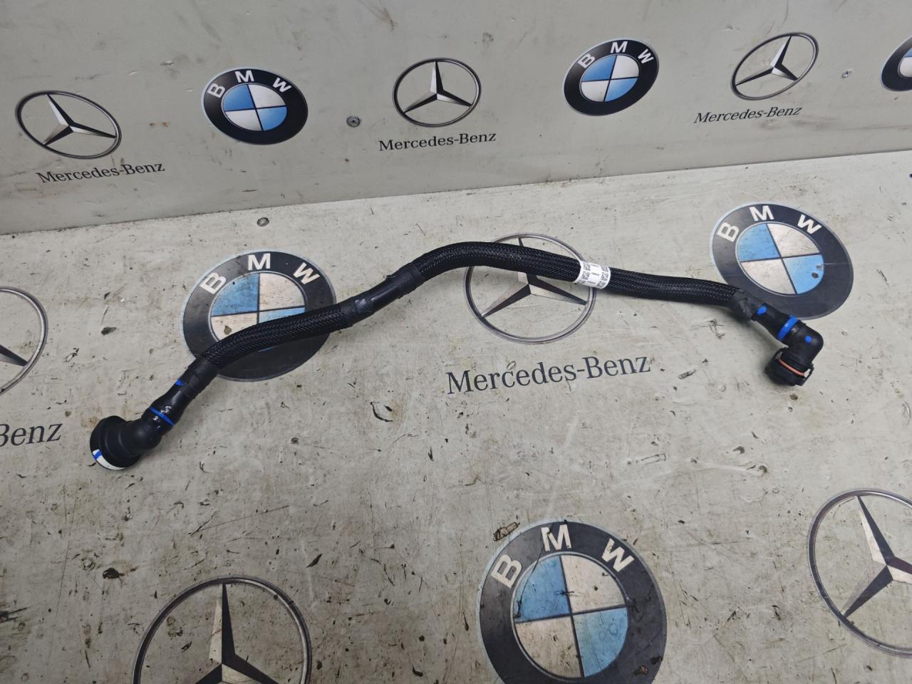 патрубок (трубопровод, шланг) BMW XM G09 2023, 4.4 л., бензин, c5y, полный привод, 9846237 - фото №1
