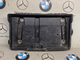 полка аккумулятора Mercedes-Benz C-Класс W205 [рестайлинг] 2020, 2.0 л., M264.920, бензин, кабриолет, задний привод, A2056201502