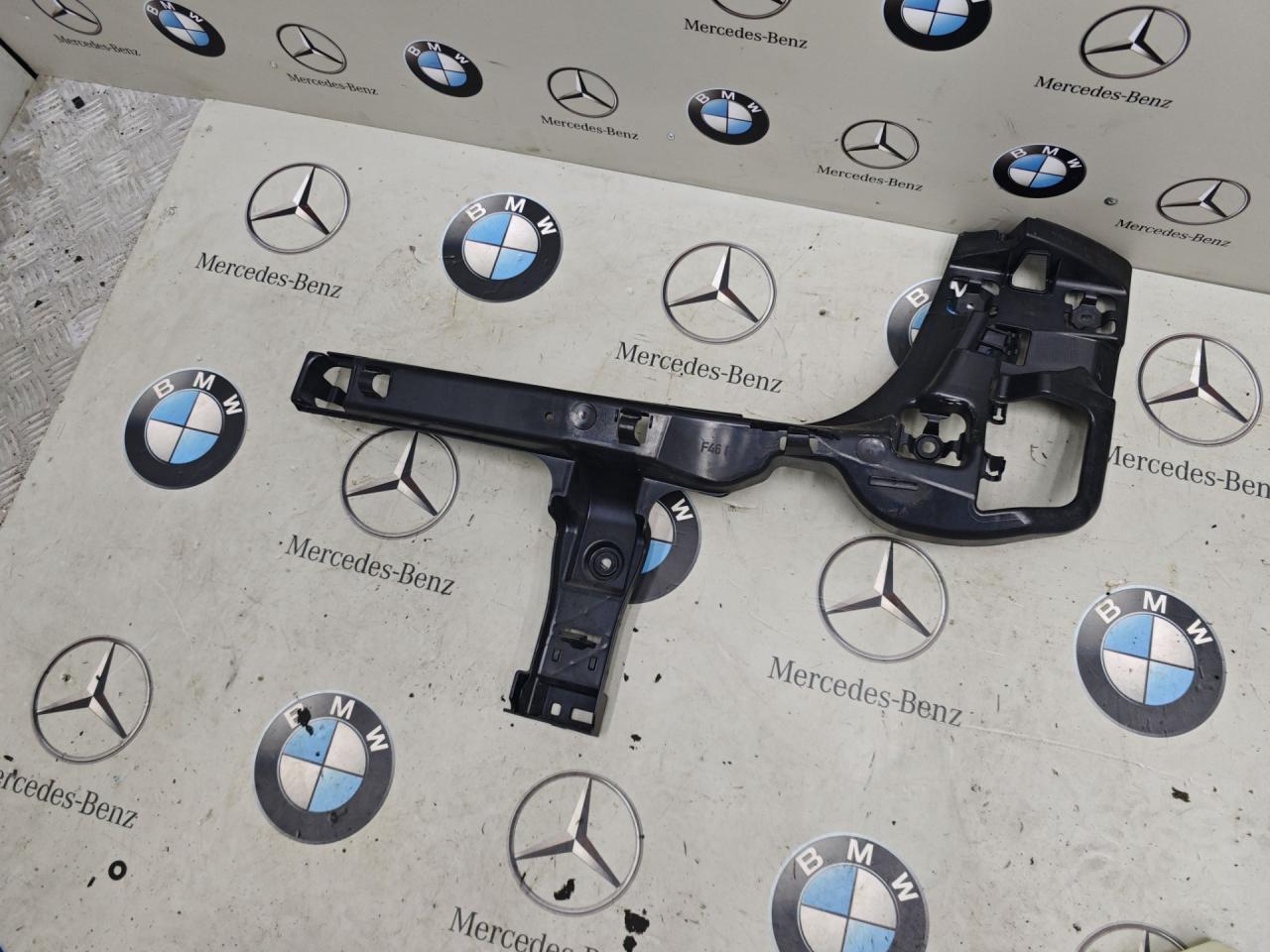 Крепление бампера заднего BMW 2 серия Active Tourer F45 2015, 2.0 л., бензин, 7387278 - фото №1