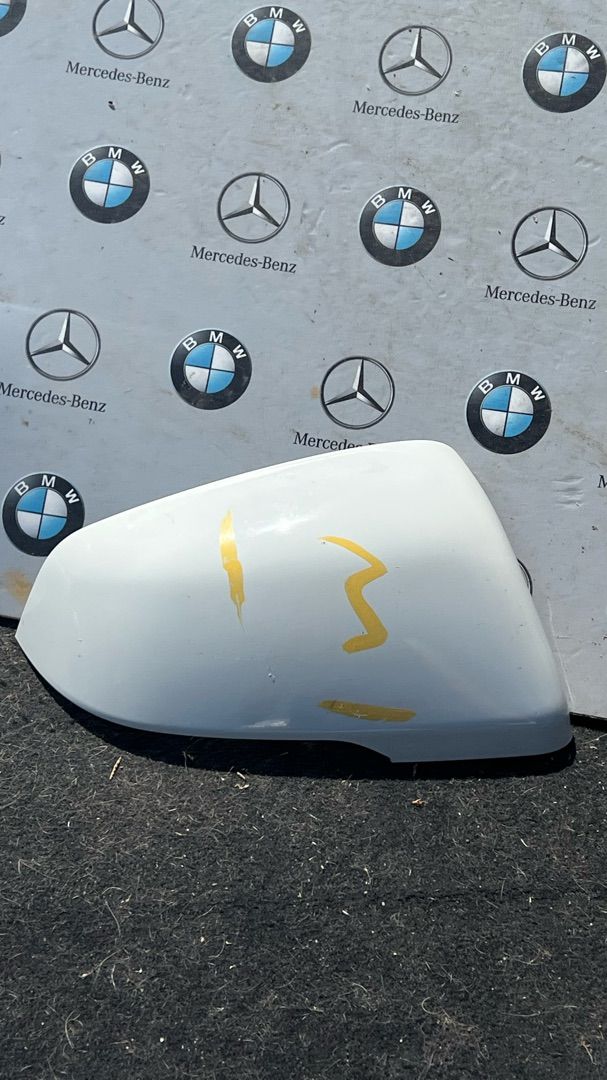 накладка на зеркало BMW 2 серия Active Tourer F45 2014, 1.5 л., B38 A15 A, бензин, 7372132 - фото №1