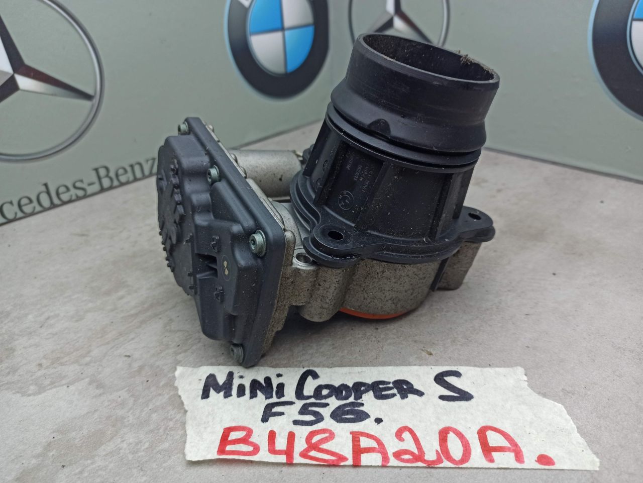 заслонка дроссельная Mini Cooper S 3 поколение F56 (2013 - 2018), 2.0 л., B48 A20 A, бензин, 7619008 - фото №1