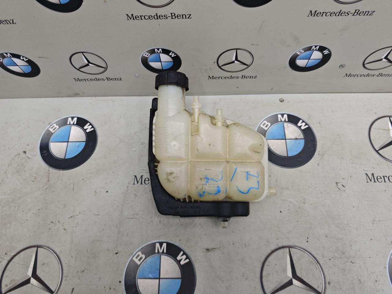 бачок расширительный BMW 2 серия Active Tourer F45 2015, 2.0 л., бензин, 7617362 - фото №1