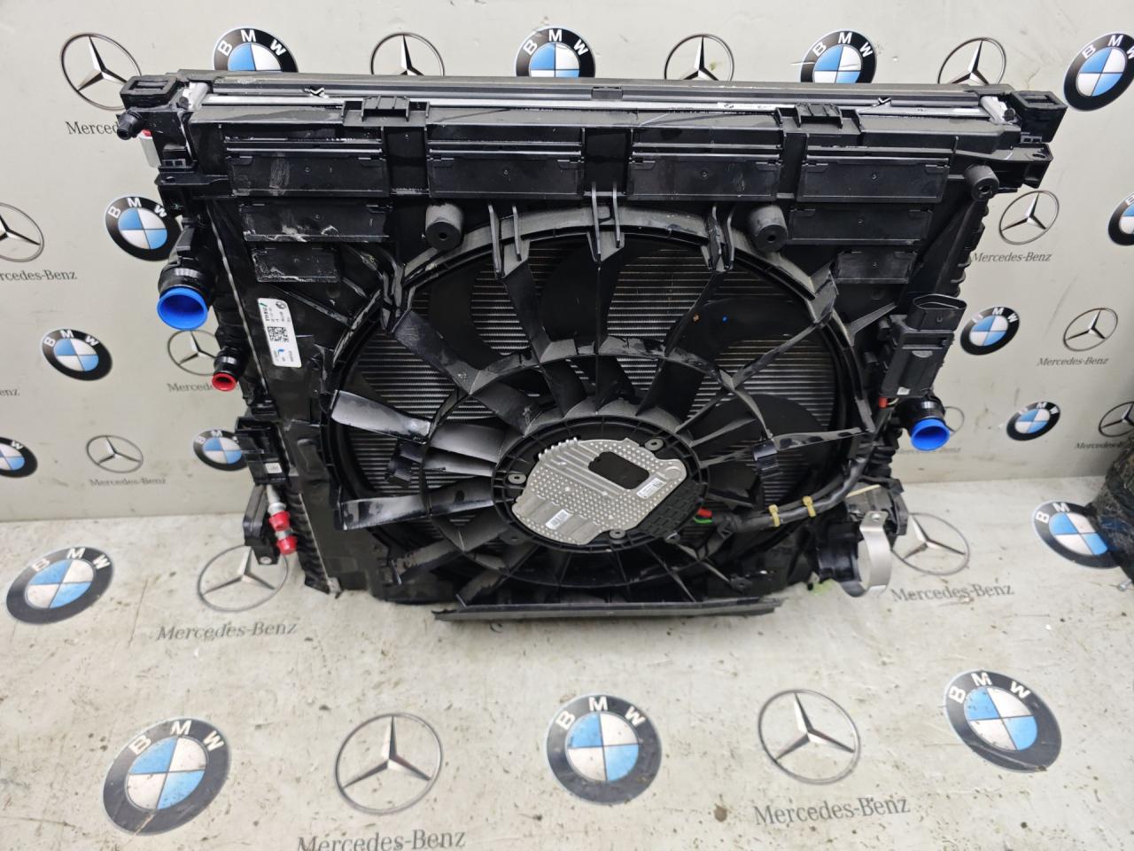 кассета радиаторов BMW XM G09 2023, 4.4 л., бензин, c5y, полный привод, 5A57750, 8686173, 5A326B9, 5A14855 - фото №1