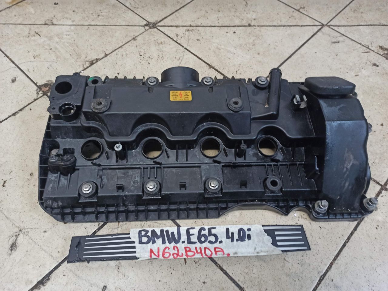 клапанная крышка BMW 7 серия E65/E66/E67 (2001 - 2005), 4.0 л., бензин, 7571685 - фото №1