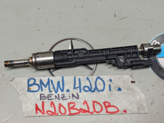 форсунка BMW 4 серия F32/F33/F36 2014, 2.0 л., бензин, 7639994