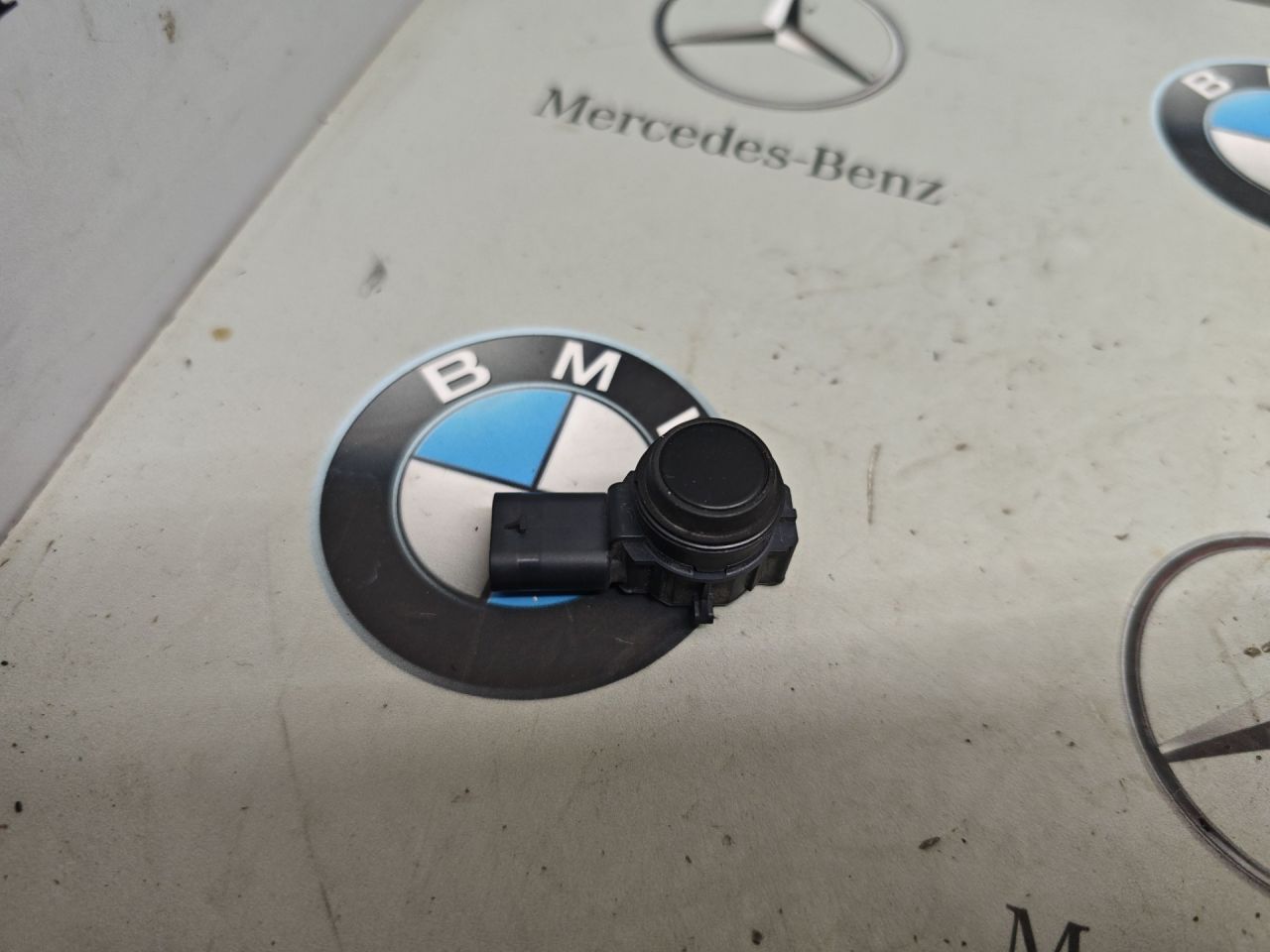 датчик парктроника BMW 3 серия F30/F31/F34 2012, 9261582 - фото №1