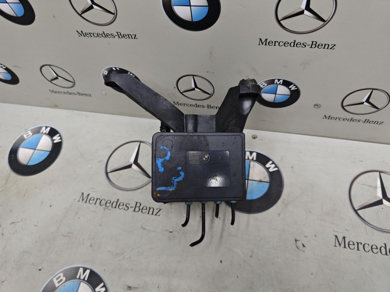 блок ABS BMW 2 серия Active Tourer F45 2015, 2.0 л., бензин, 6876234, 6876233 - фото №1