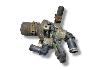 корпус термостата Opel Corsa D 2009, 1.3 л., Z 13 DTJ, дизель, 5МКПП, lichtsilber / 163, хетчбэк 5 дв., передний привод, правый руль