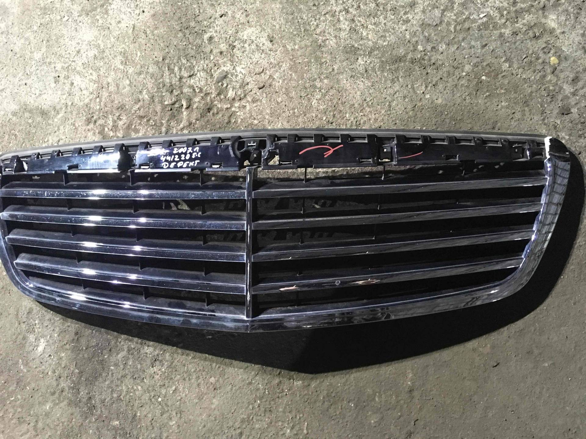 Решетка радиатора Mercedes-Benz S W221