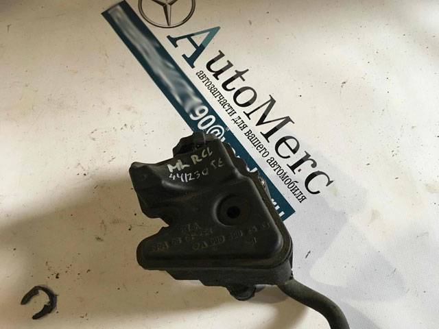 Бачок гидроусилителя Mercedes-Benz M W164