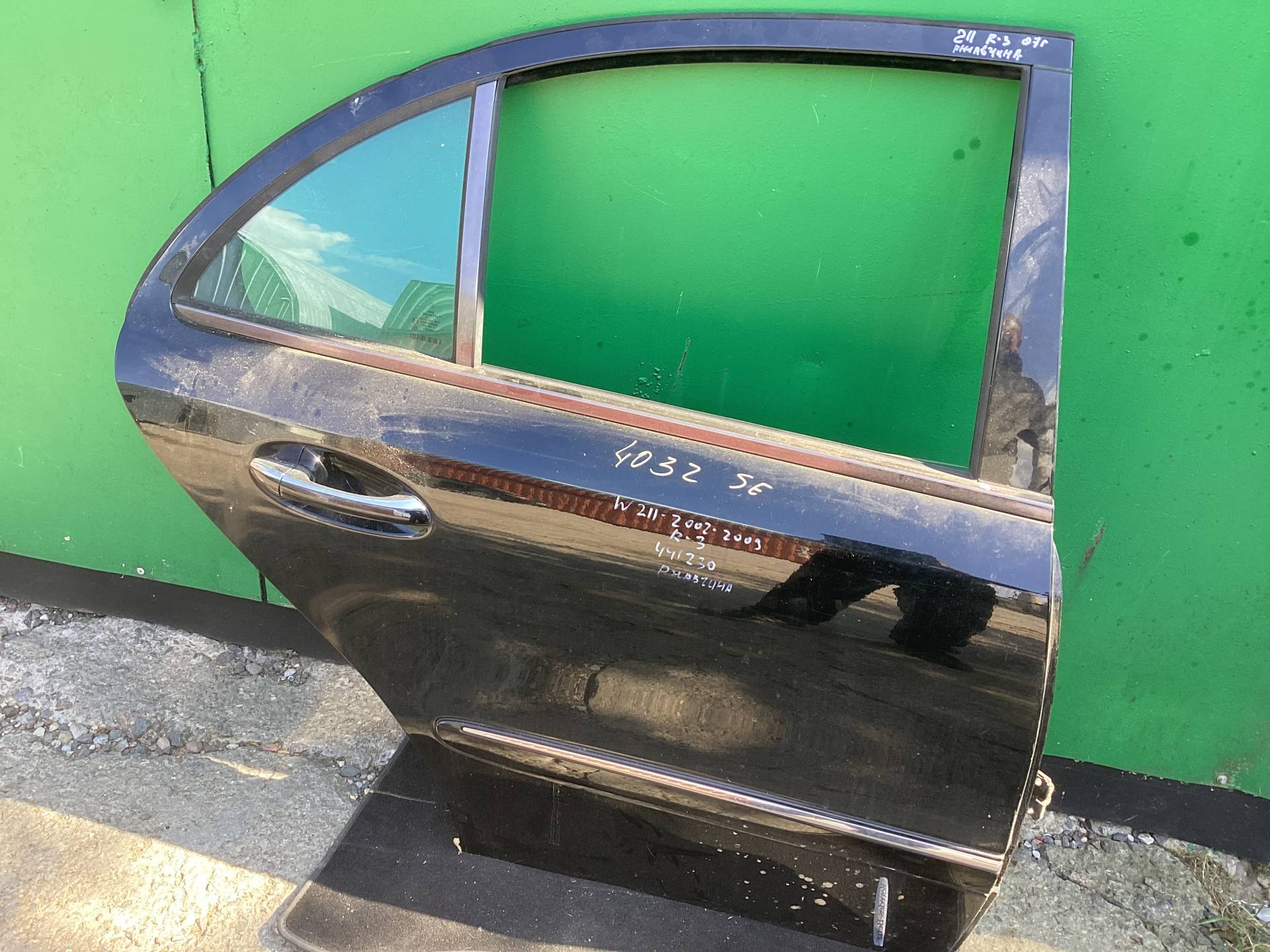 Дверь задняя правая Mercedes-Benz E W211