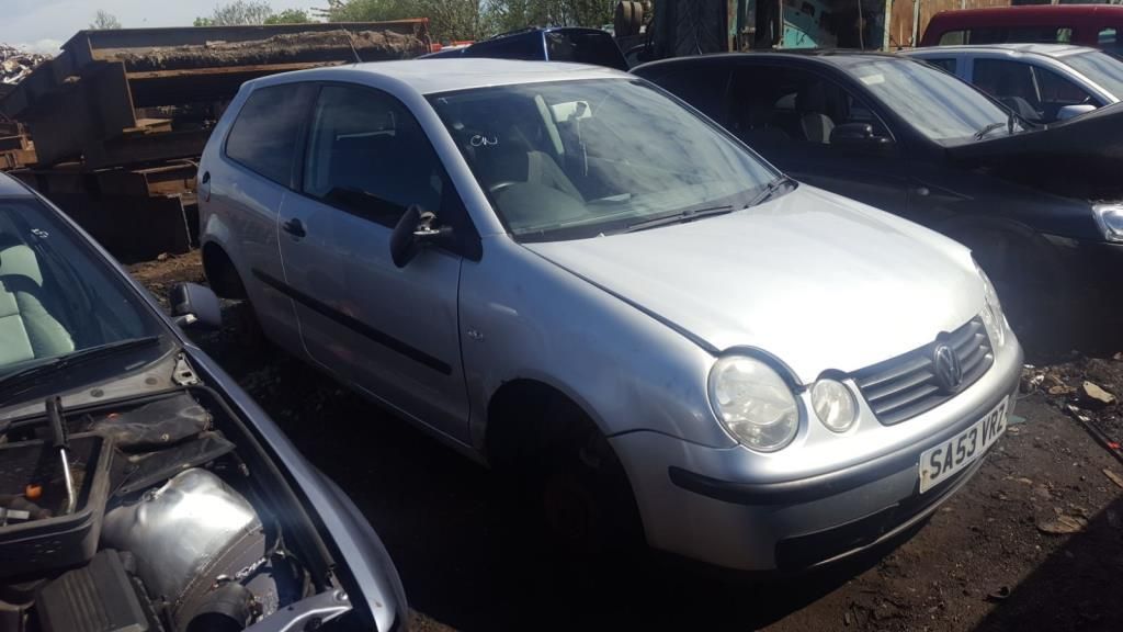 Volkswagen Polo 4 2003 - фото №1