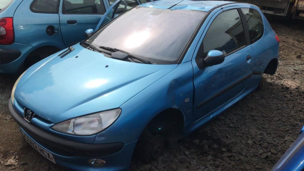 Peugeot 206 2002 - фото №1