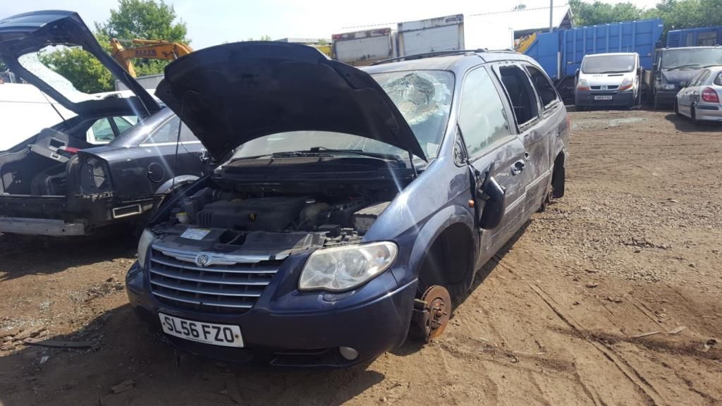 Chrysler Grand Voyager 4 рест. 2006 - фото №1