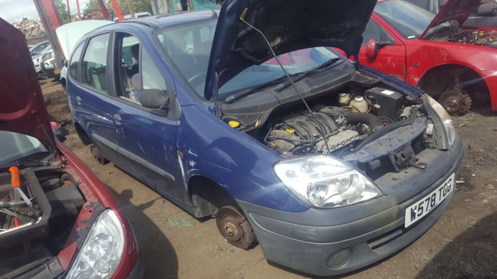 Renault Scenic рест. 2000 - фото №1