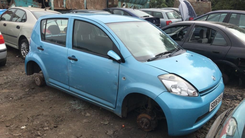 Daihatsu Sirion 2 M300 2006 - фото №1