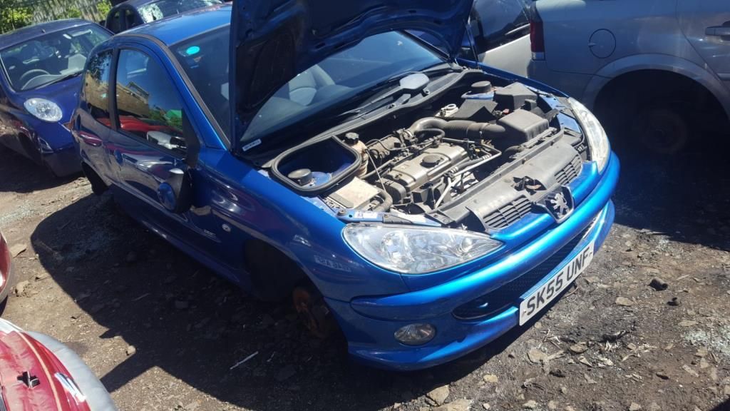 Peugeot 206 рест. 2005 - фото №1