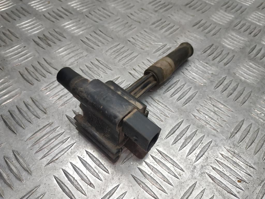 катушка зажигания Rover 400 Series 1 поколение 1998, 1.6 л., i, 16 K4F, бензин, 5МКПП, красный, хетчбэк 5 дв., передний привод, правый руль, MB029700-8230