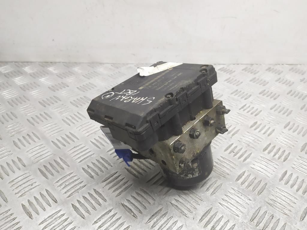 блок ABS Volkswagen Sharan 1 поколение [рестайлинг] 2001, 1.9 л., TDi PD, AUY, дизель, 6МКПП, синий, минивэн, передний привод, правый руль, 7M3614111H
