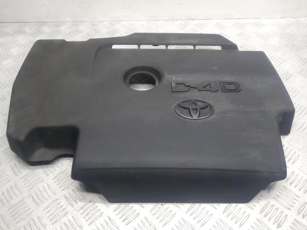 декоративная крышка двигателя Toyota Avensis 3 поколение (T270) 2010, 2.0 л., D-4D, 1AD-FTV, дизель, 6МКПП, серый, универсал, передний привод, правый руль, 12611-0R082