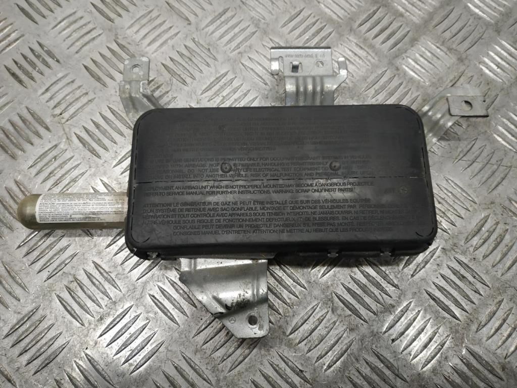 подушка безопасности дверная Mercedes-Benz C-Класс W203/S203/CL203 W203 2003, 2.0 л., Kompr, M 111.955, бензин, 6МКПП, tansanitblau / 359, седан, задний привод, правый руль, A2038602605, A2038603405