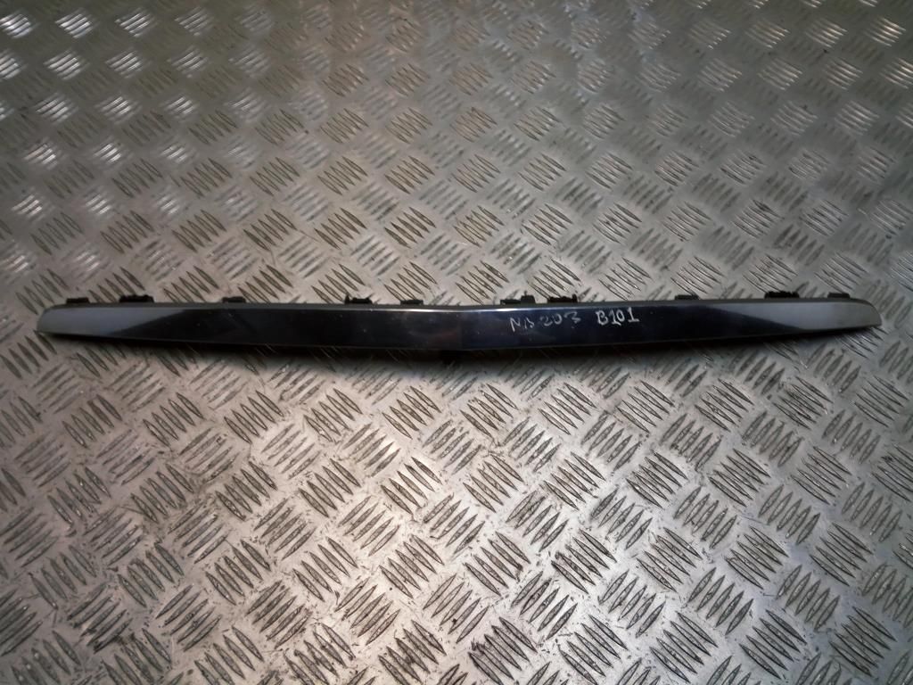 молдинг капота Mercedes-Benz C-Класс W203/S203/CL203 CL203 2002, 2.2 л., CDi, OM 611.962, дизель, 6МКПП, синий, хетчбэк 3 дв., задний привод, правый руль, A2038800283