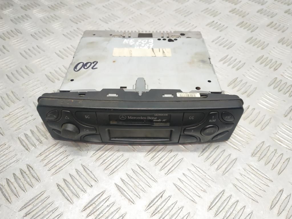 магнитола Mercedes-Benz CLK-Класс C209/A209 C209 2003, 2.6 л., i, M 112.912, бензин, АКПП, eisblau / 943, купе, задний привод, правый руль, A2038201786, A2038201286, A2038202286