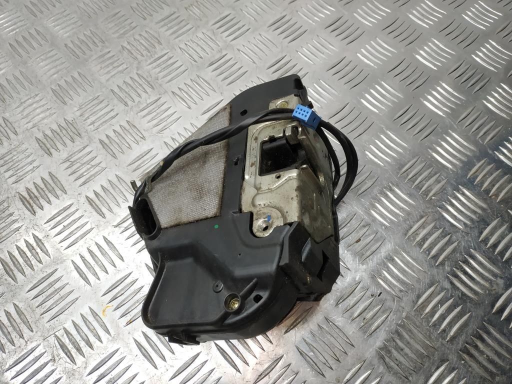 замок двери Mercedes-Benz E-Класс W211/S211 S211 2004, 2.7 л., CDi, OM 647.961, дизель, АКПП, серебро, универсал, задний привод, правый руль, A2117300635 - фото №1