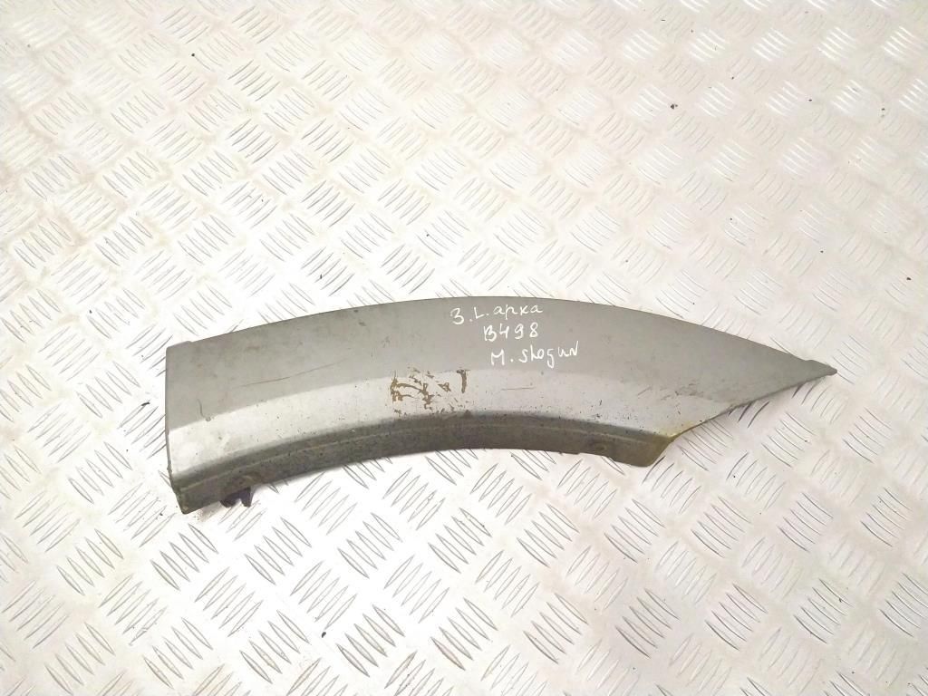 накладка колесной арки Mitsubishi Pajero 3 поколение V70 2001, 3.2 л., DiD, 4M41, дизель, 5МКПП, amaranth purple / v23, внедорожник 5 дв., полный привод, правый руль, MR478749