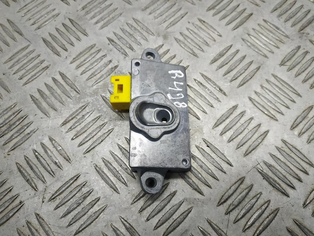 датчик удара BMW 7 серия E65/E66/E67 E65 2002, 3.6 л., i, N62 B36 A, бензин, АКПП, sterlinggrau / 472, седан, задний привод, правый руль, 65776970907, 6970907