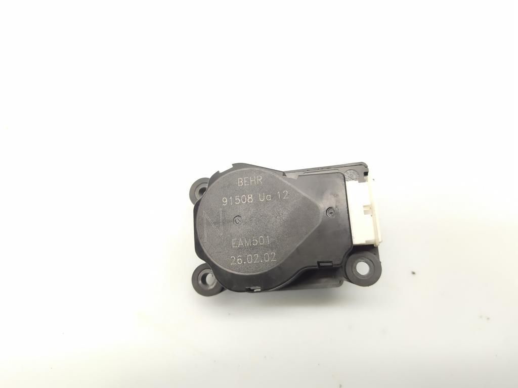 моторчик заслонки печки Mercedes-Benz CL-Класс C215 2002, 5.0 л., i, M 113.960, бензин, АКПП, белый, купе, задний привод, правый руль, 412650750