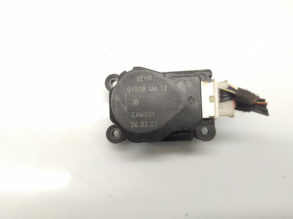 моторчик заслонки печки Mercedes-Benz CL-Класс C215 2002, 5.0 л., i, M 113.960, бензин, АКПП, белый, купе, задний привод, правый руль, 412650750
