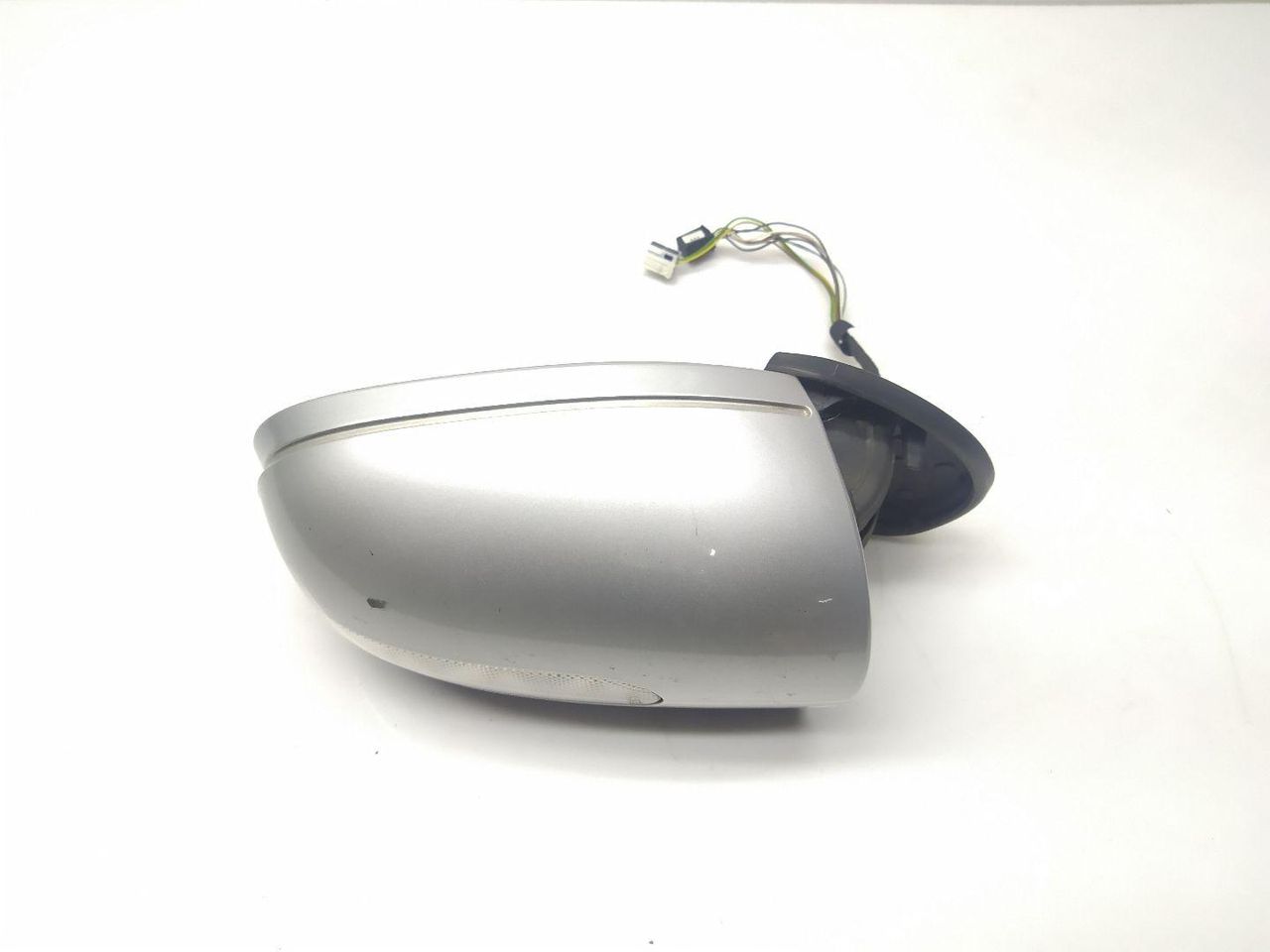 зеркало наружное правое Mercedes-Benz C-Класс W203/S203/CL203 W203 2003, 2.2 л., CDi, OM 611.962, дизель, 6МКПП, brillantsilber / 744, седан, задний привод, правый руль, A2038106876 - фото №1