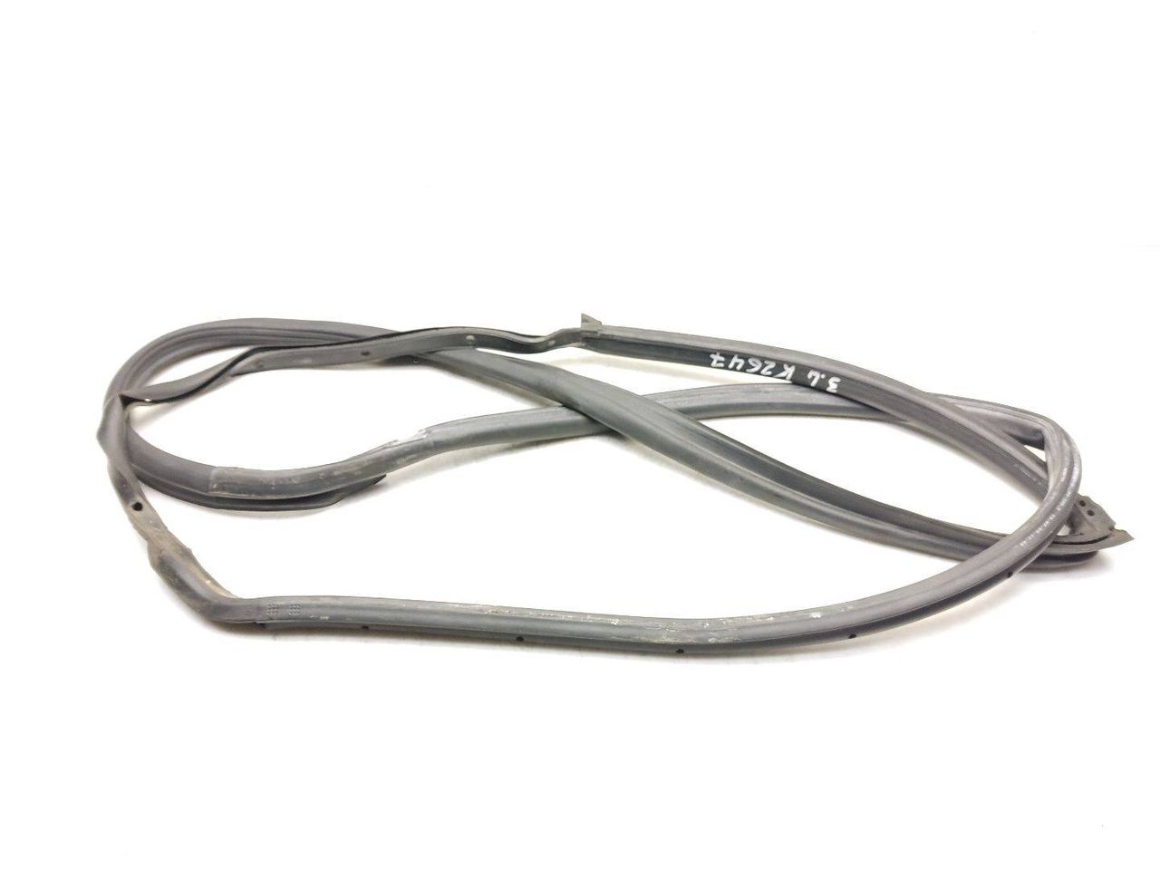 уплотнитель двери Mercedes-Benz E-Класс W211/S211 [рестайлинг] 2009, 3.0 л., CDi, OM 642.920, дизель, АКПП, feueropal / 590, седан, задний привод, правый руль, 2117300178