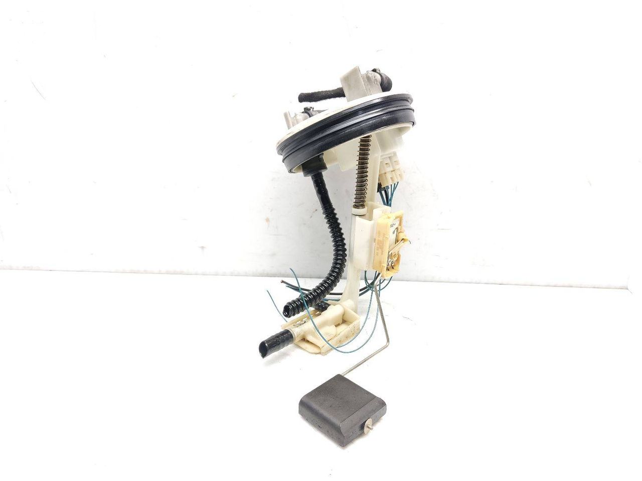 датчик уровня топлива Mercedes-Benz E-Класс W211/S211 2004, 3.2 л., CDi, OM 648.961, дизель, АКПП, brillantsilber / 744, седан, задний привод, правый руль, A2114701641, 1582881000
