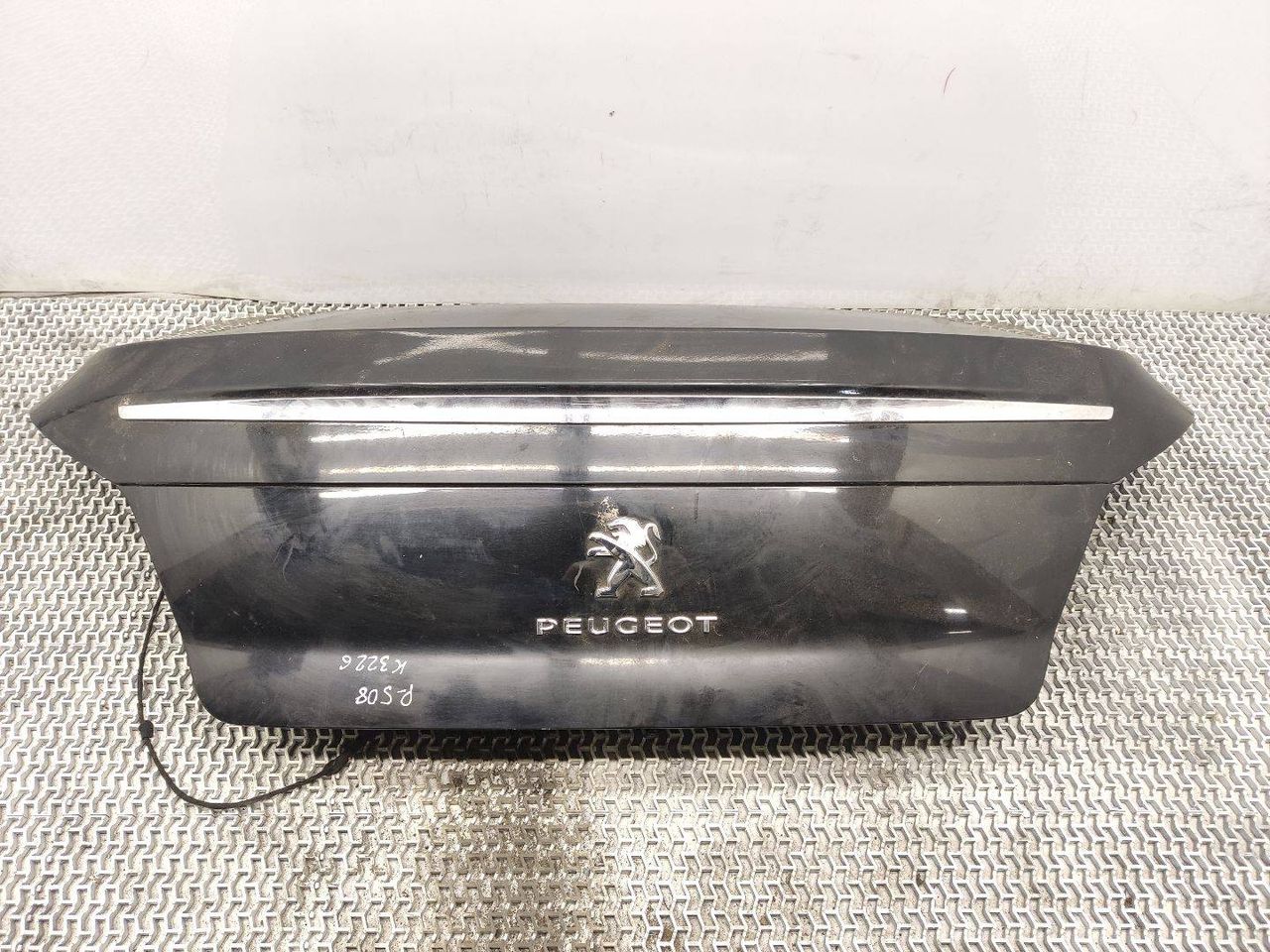 крышка багажника (дверь 3-5) Peugeot 508 1 поколение 2012, 2.0 л., HDi, RHH (DW10CTED4), дизель, 6МКПП, noir perla nera / ktv, седан, передний привод, правый руль, 9808850580