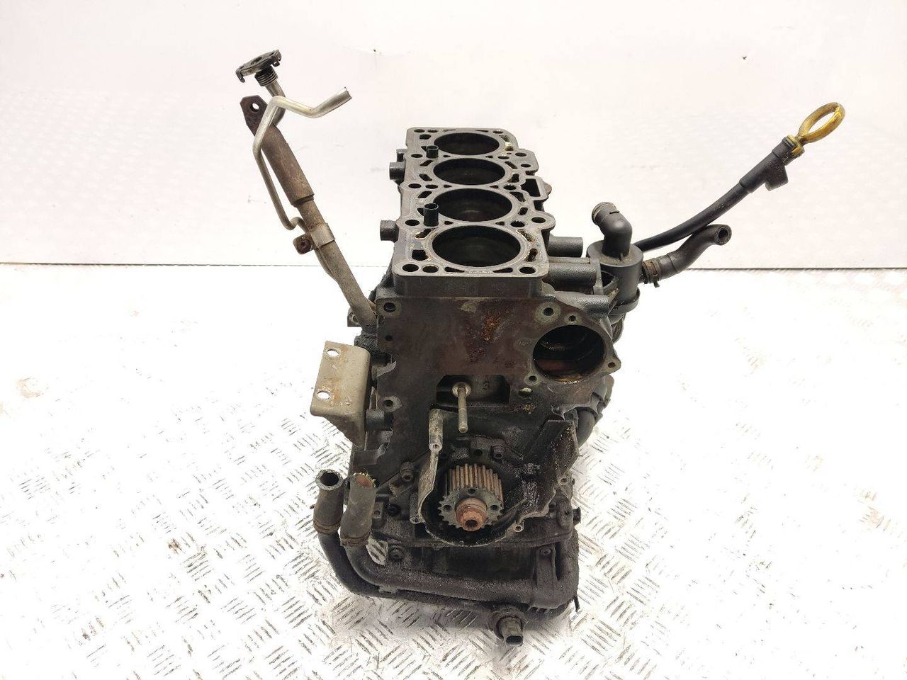блок цилиндров SEAT Toledo 4 поколение KG 2014, 1.6 л., TDi, CAYC, дизель, 5МКПП, blanco bila / lf9e, лифтбэк, передний привод, правый руль, CAY - фото №1