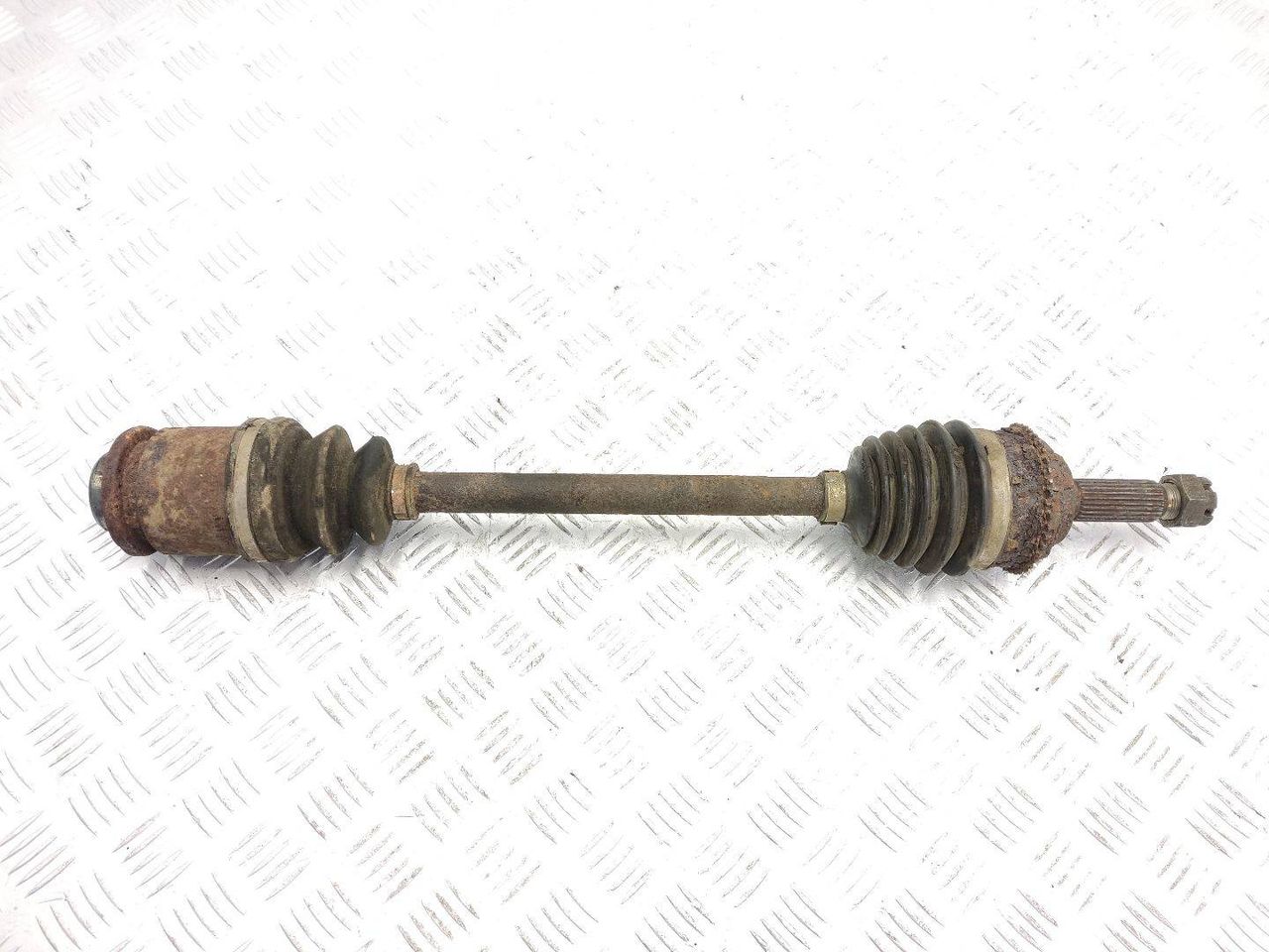 полуось передняя левая (приводной вал, ШРУС) Mitsubishi Pajero Pinin 1 поколение H67W 2002, 2.0 л., GDi, 4G94, бензин, АКПП, green / f99, внедорожник 3 дв., полный привод, правый руль