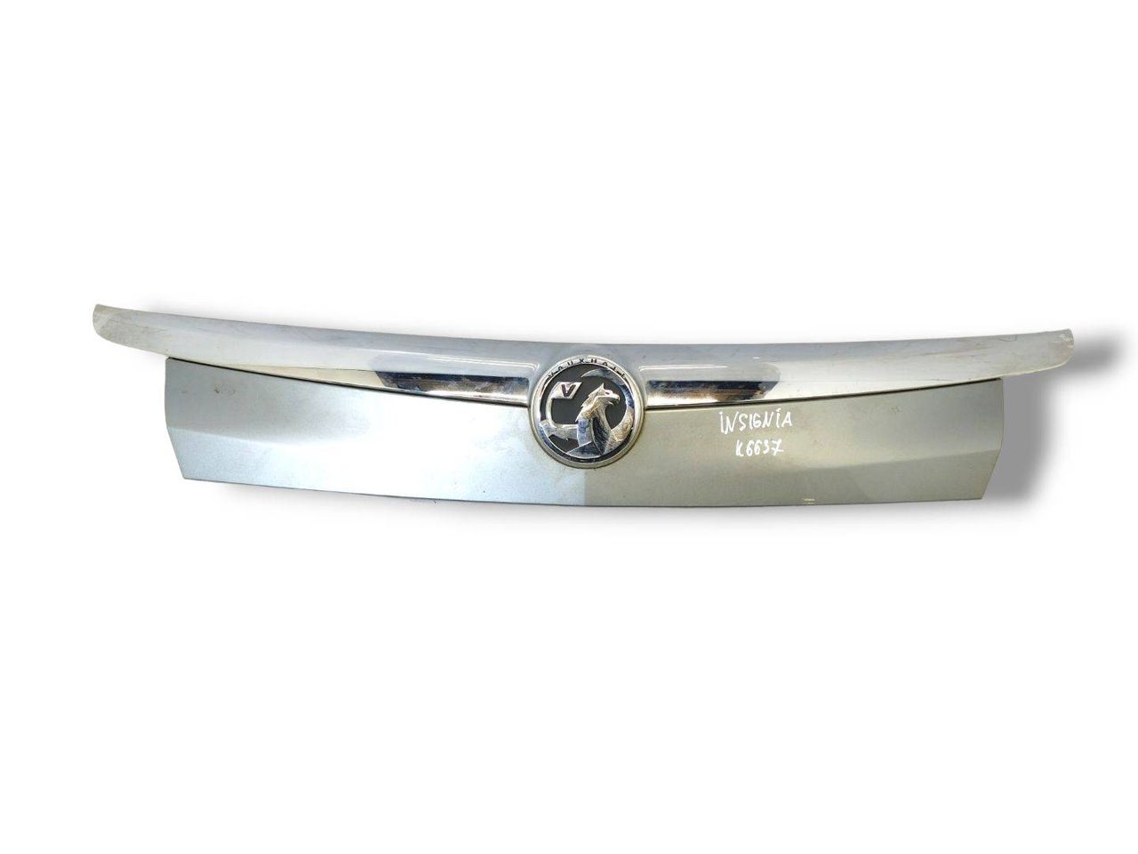 накладка двери (крышки) багажника Opel Insignia 1 поколение (A) 2012, 2.0 л., CDTi, A 20 DTH, дизель, АКПП, silbersee / 179, универсал, передний привод, правый руль, 13272846