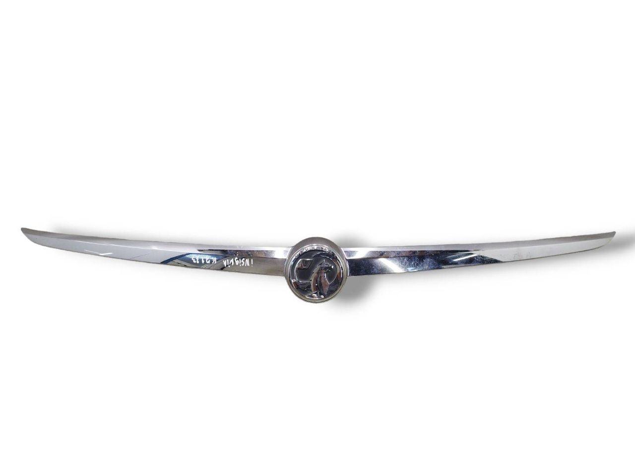 накладка двери (крышки) багажника Opel Insignia 1 поколение (A) 2009, 2.0 л., CDTi, A 20 DTH, дизель, 6МКПП, granatapfelrot / 50c, лифтбэк, передний привод, правый руль, 13244389