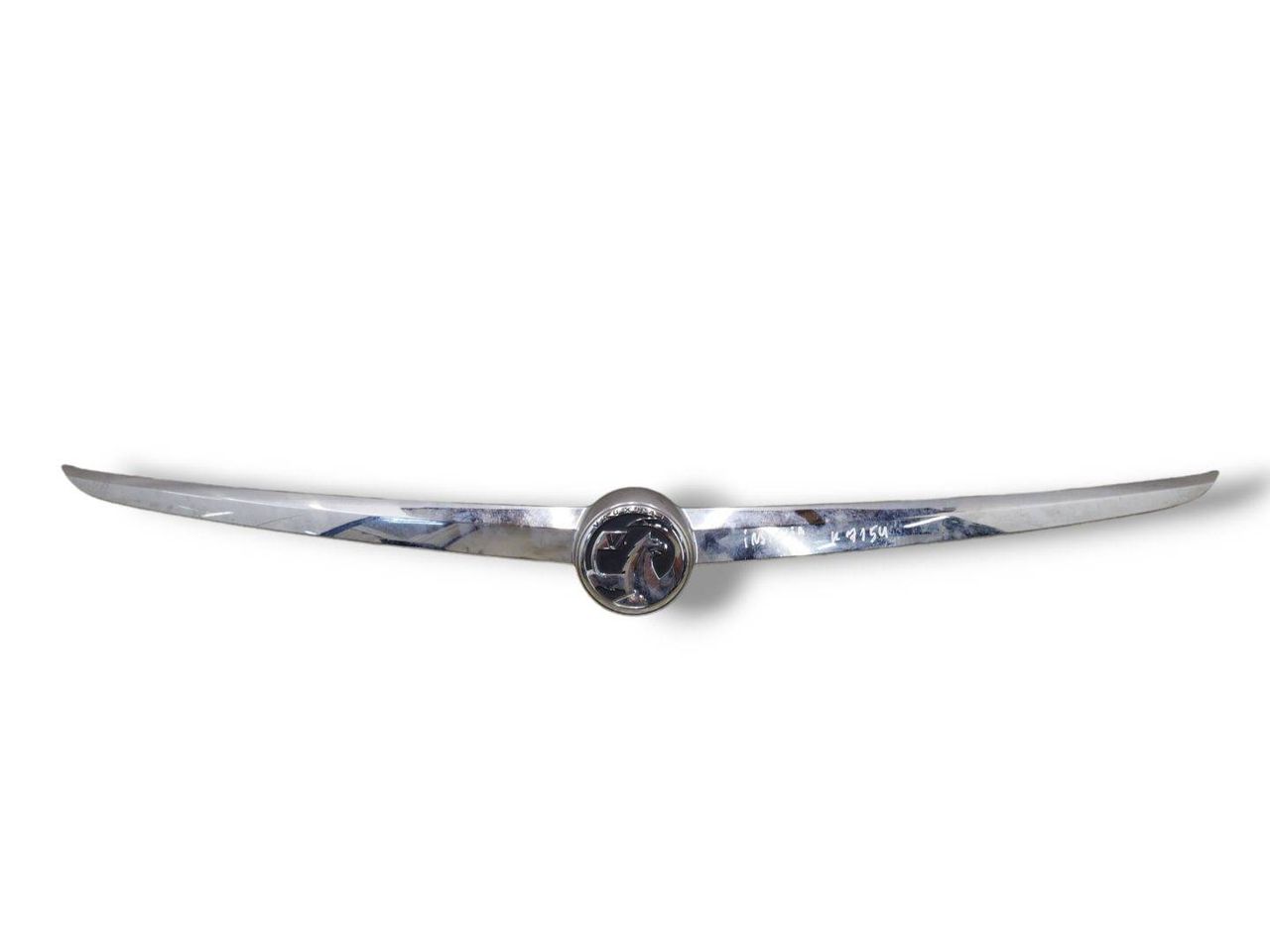 накладка двери (крышки) багажника Opel Insignia 1 поколение (A) 2009, 1.8 л., i, A 18 XER, бензин, 6МКПП, lichtsilber / 163, лифтбэк, передний привод, правый руль, 13244389