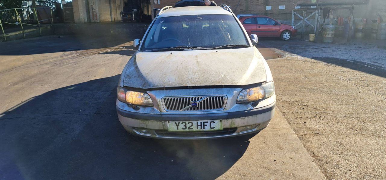 Volvo V70 2 2001 - фото №1