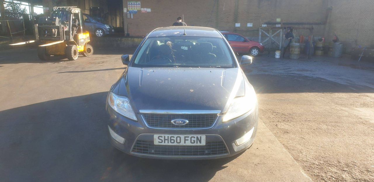 Ford Mondeo 4 2010 - фото №1