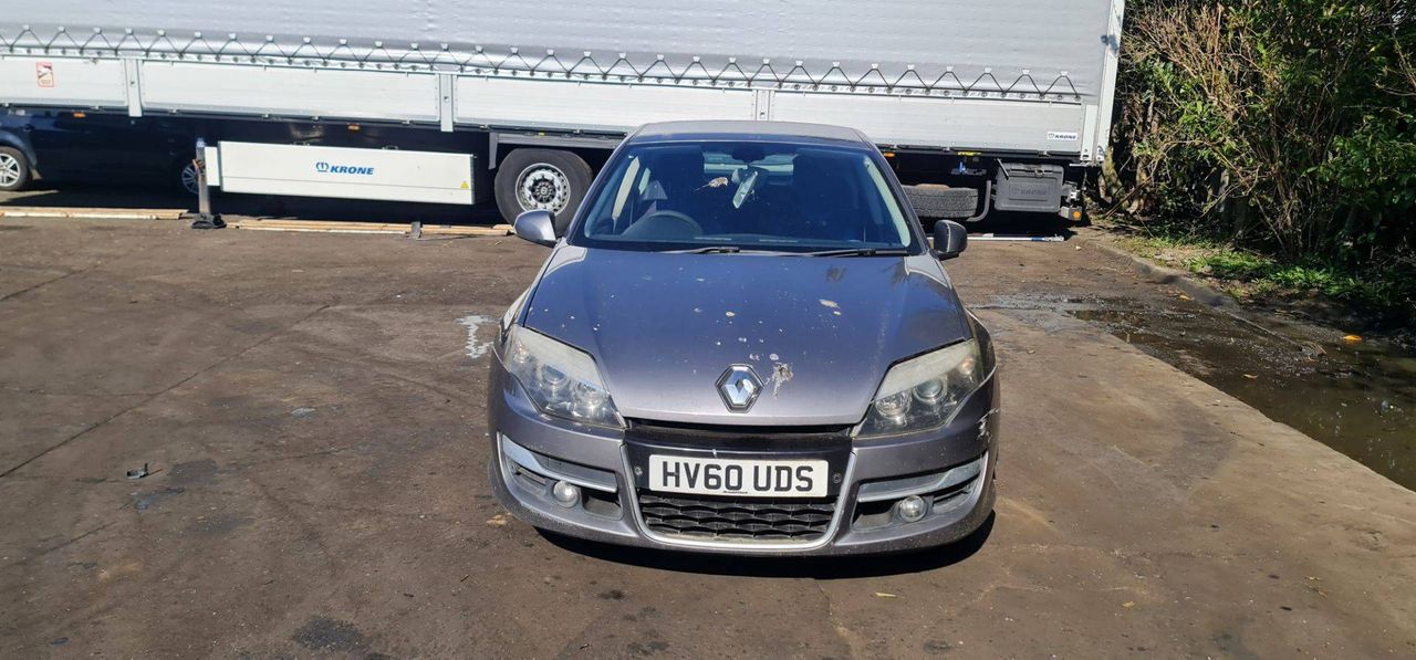 Renault Laguna 3 рест. 2010 - фото №1