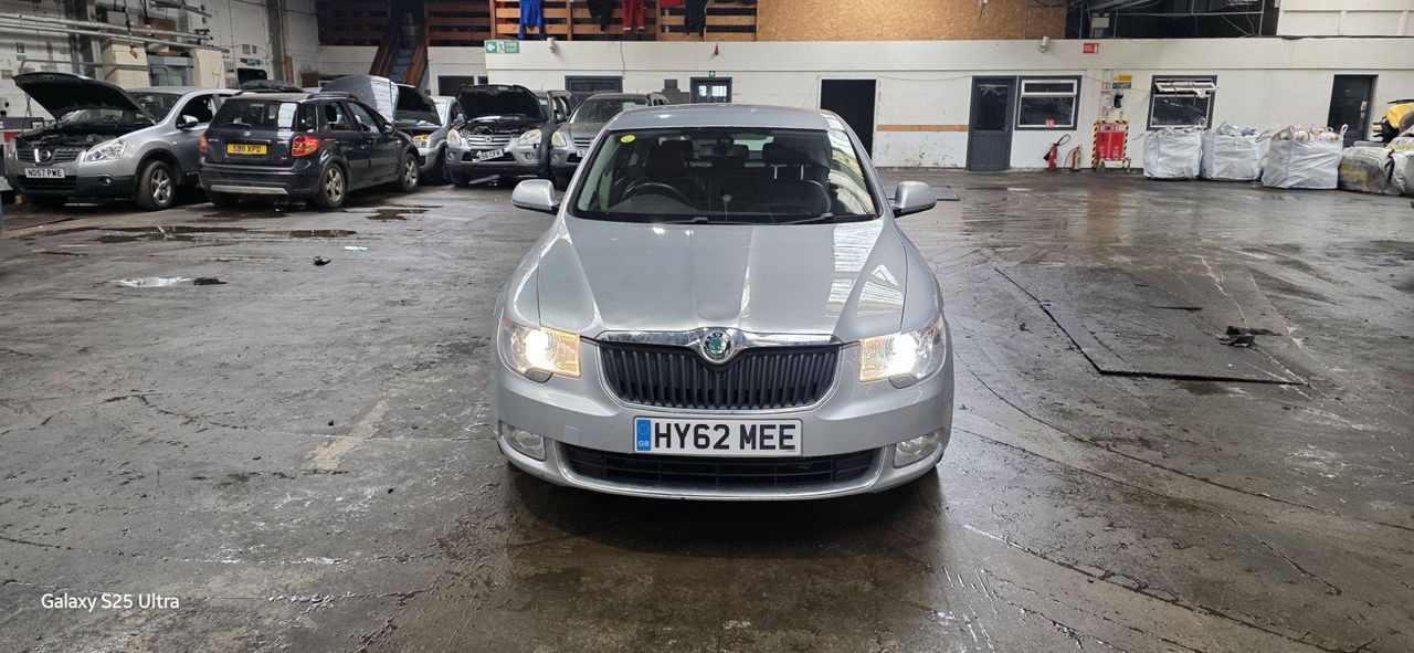 Skoda Superb 2 3T 2012 - фото №1