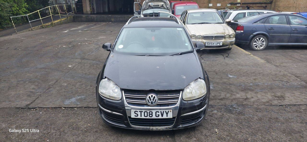 Volkswagen Golf 5 2008 - фото №1