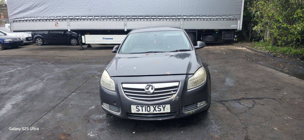 Opel Insignia (A) 2010 - фото №1