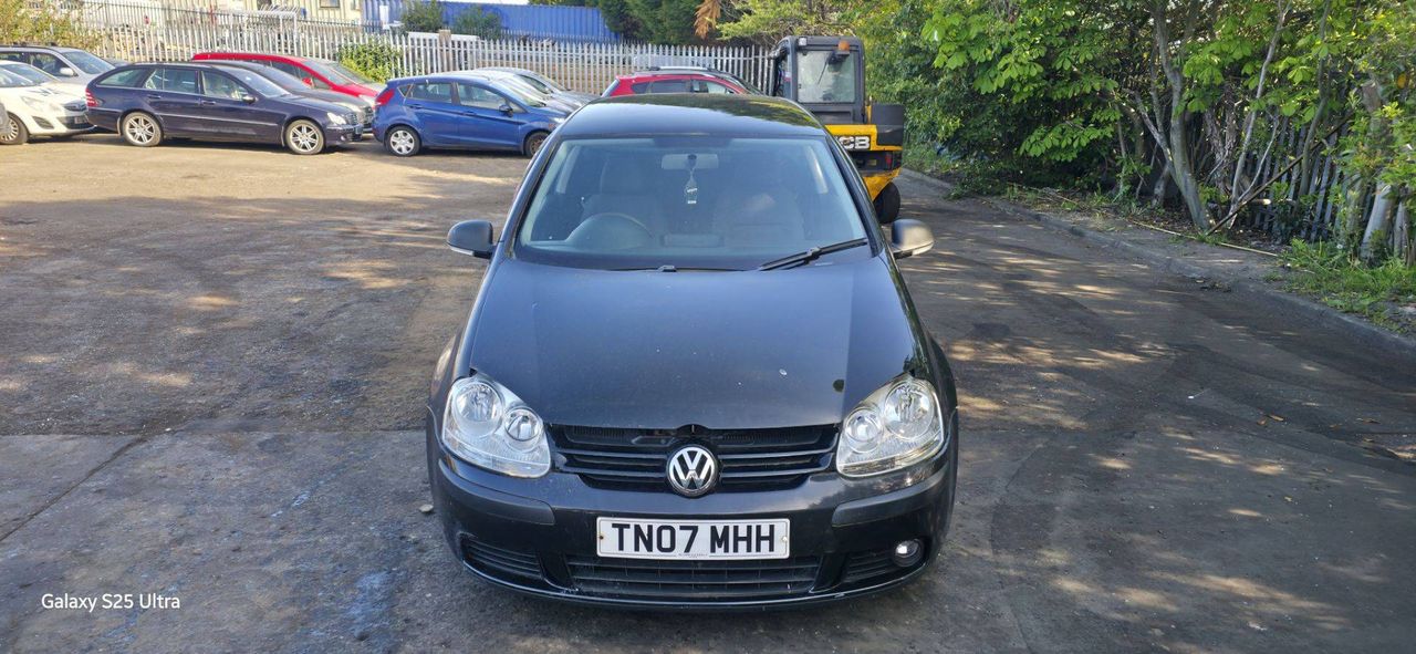 Volkswagen Golf 5 2007 - фото №1