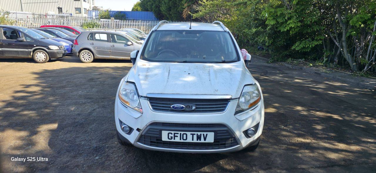 Ford Kuga 2010 - фото №1