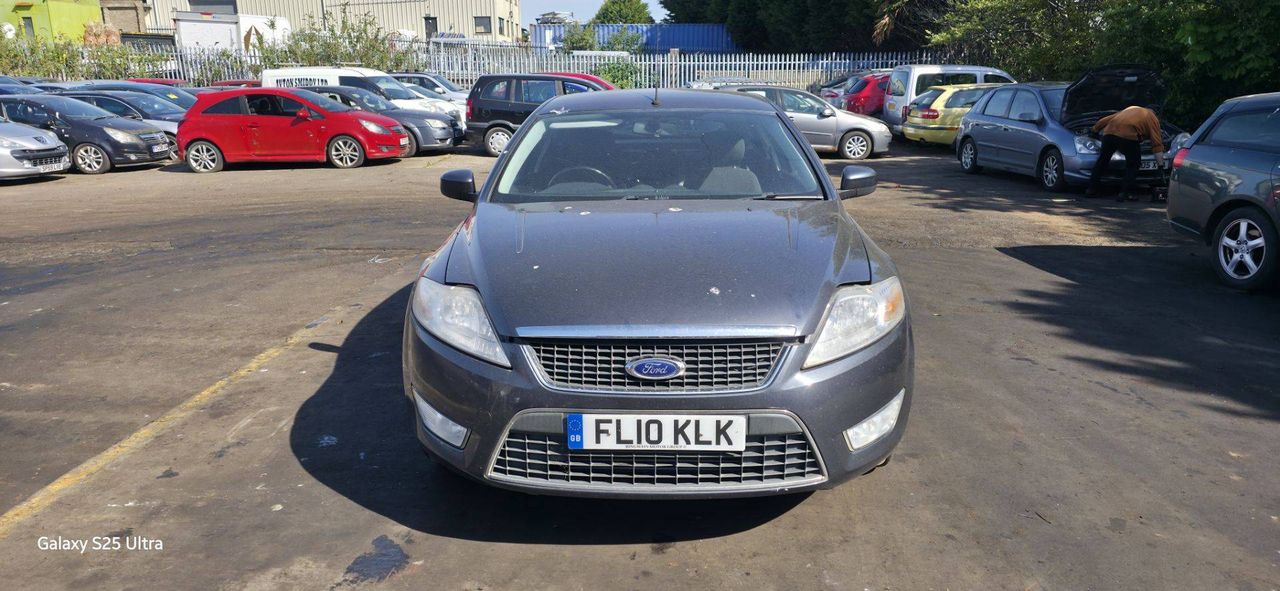 Ford Mondeo 4 2010 - фото №1